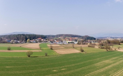 Bauplu00e4tze; (c) R. Scheiblhofer