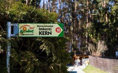 bienen-lehrpfad-kern-kaindorf; © Rainer Scheiblhofer
